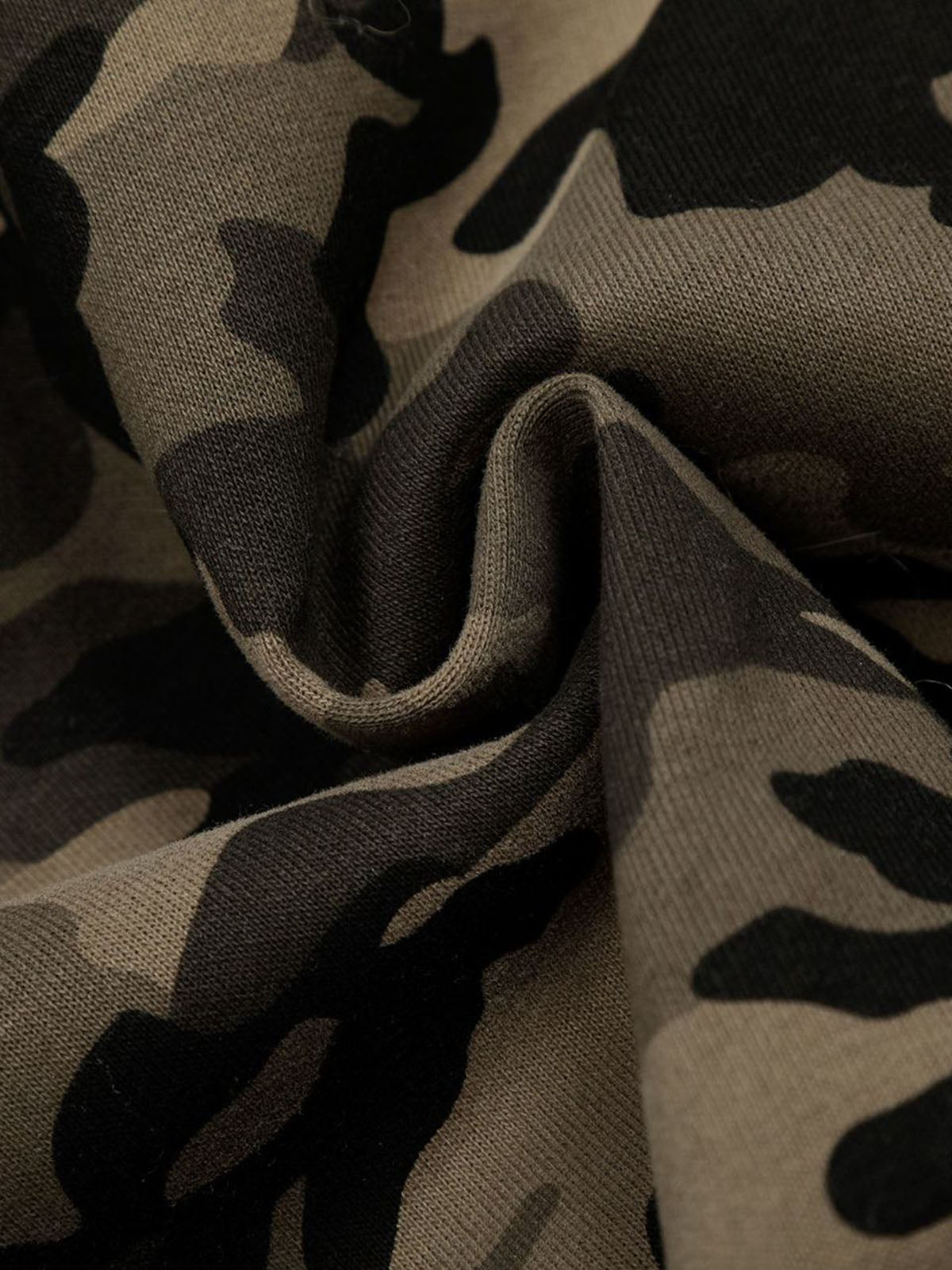 Camouflage Print Quilted Jacket for Men - Stylish and Versatile Winter Outerwear