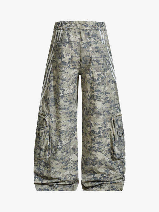 Plaid Jacket with Zipper Detail and Keychain Accessory