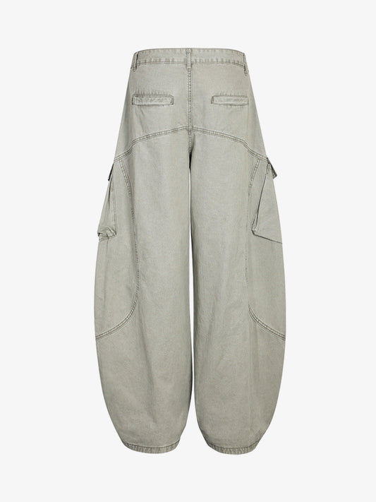 Wide-Leg Cargo Pants with Unique Pocket Design for Casual Style