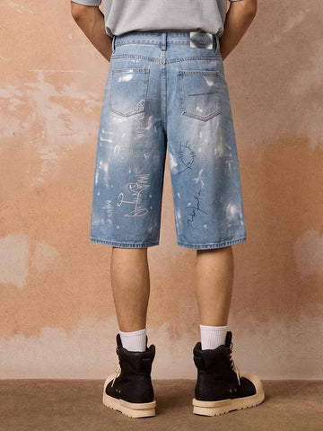 ライトウォッシュ加工のダメージデニムショートパンツ