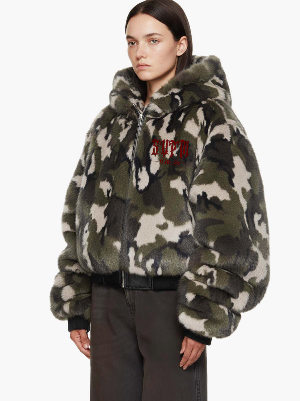 SUPM Letter Embroidery Camouflage Faux Fur Quilted Set 