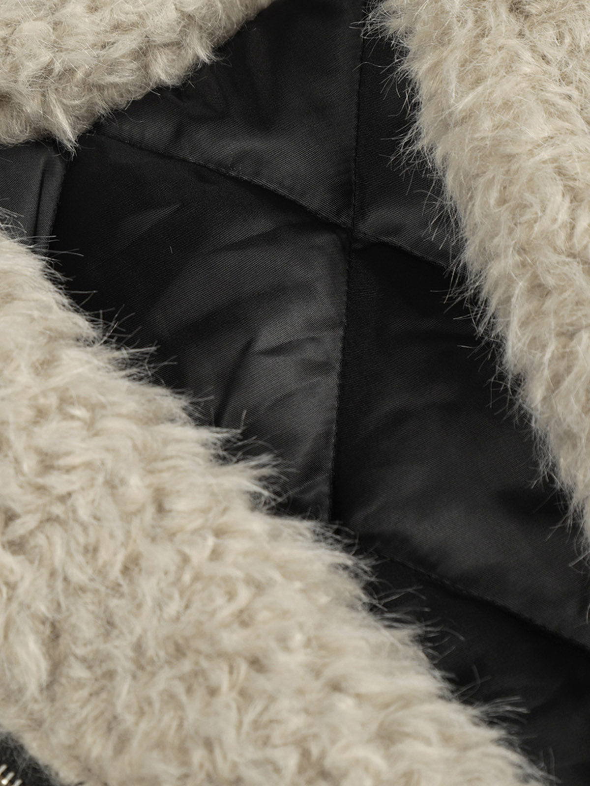 Quilted Puffer Jacket with Faux Fur Trim - Winter Essentials for Ultimate Warmth 
