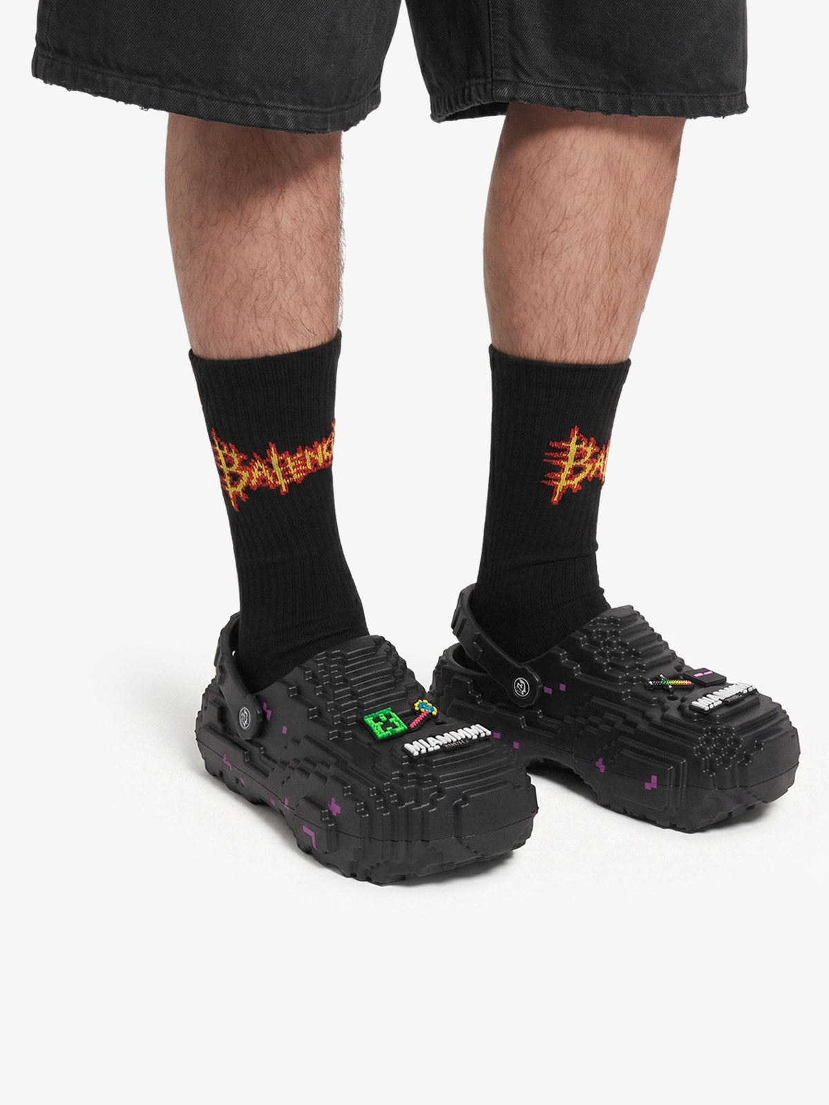 Pixel Design Non-Slip Clogs
