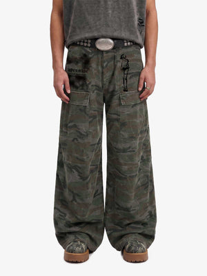 Faded Camo Graphic Wide-Leg Cargo Pants 