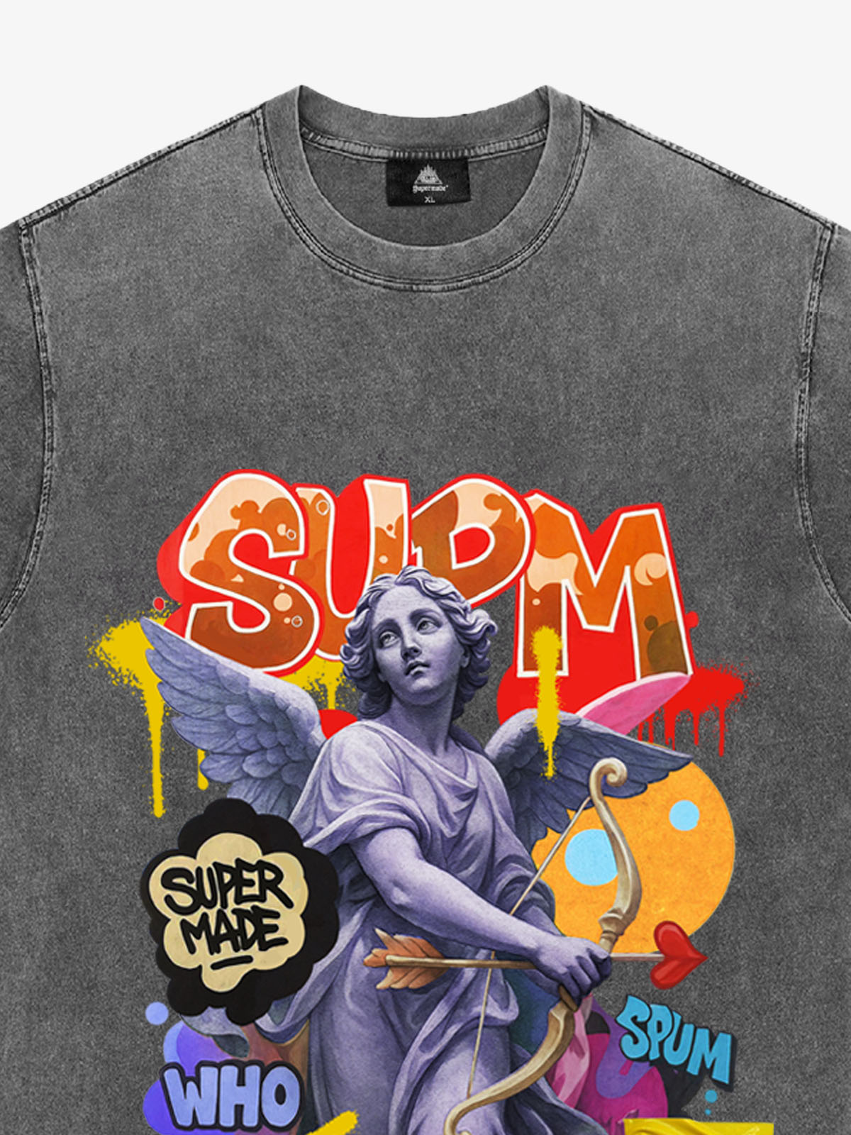 Angel statue and street graffiti mixed pattern T-shirt 