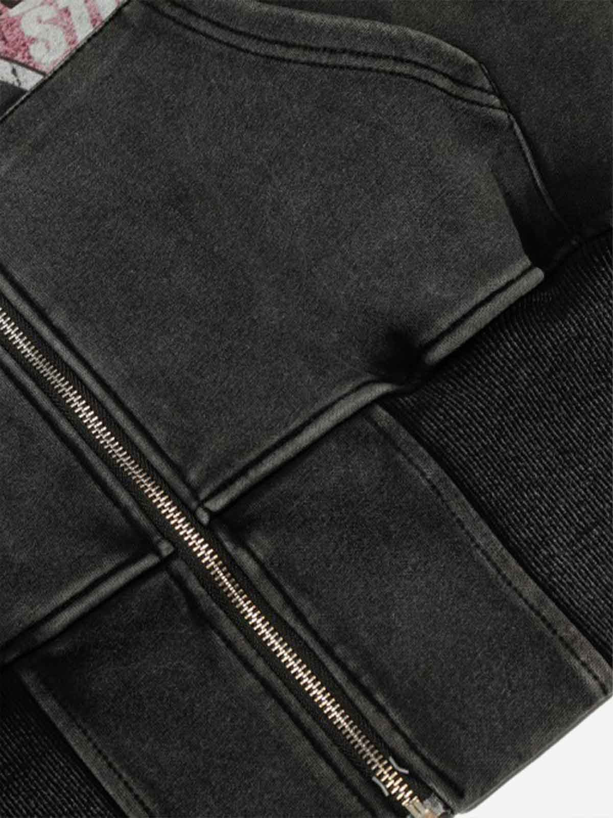 Kurzer Hoodie mit Used-Look-Grafikmuster