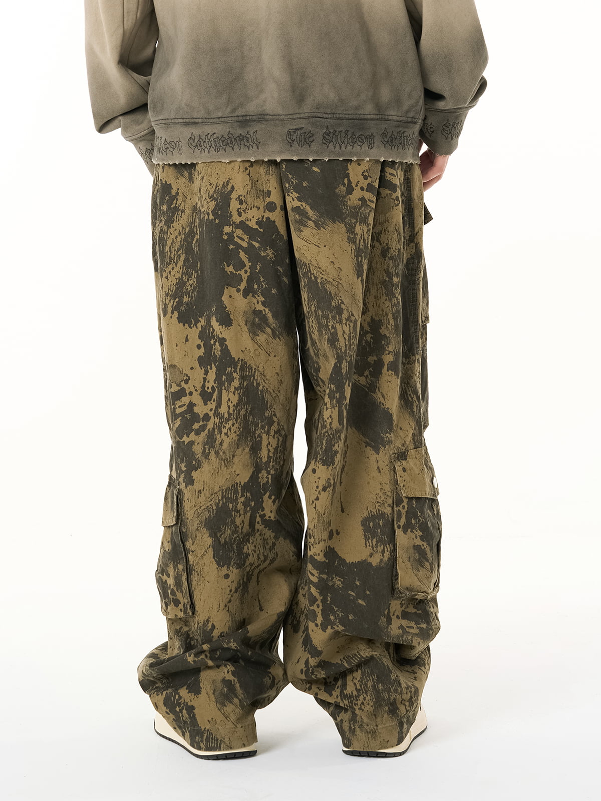 SUPERMADE Thorn Embroidery Zip Hooded Sweatshirt 