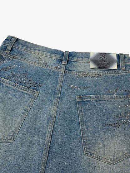 Mountain Motif Bermuda Shorts