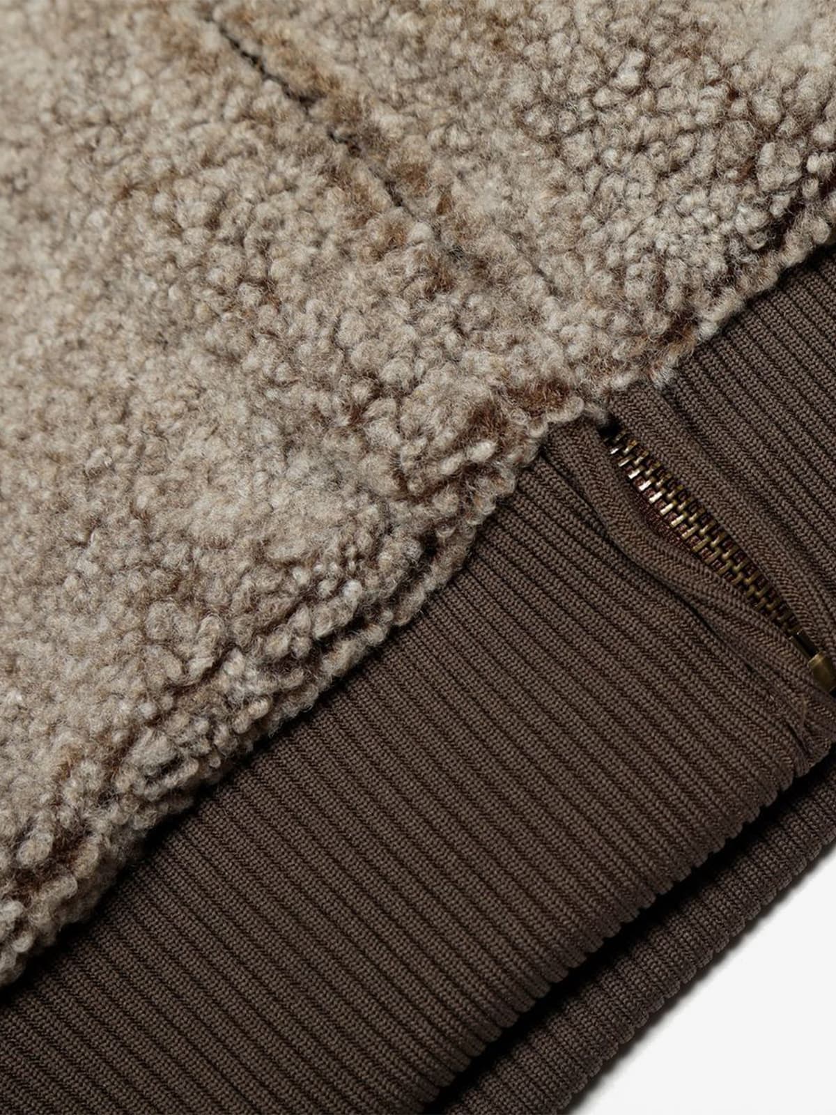 Cozy Hooded Jacket with Faux Fur Trim for Winter and Fall 