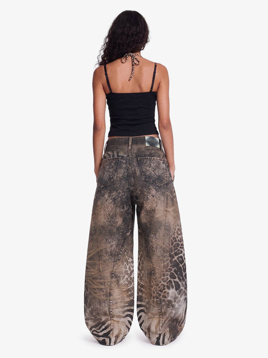 Top corto halter con estampado de leopardo