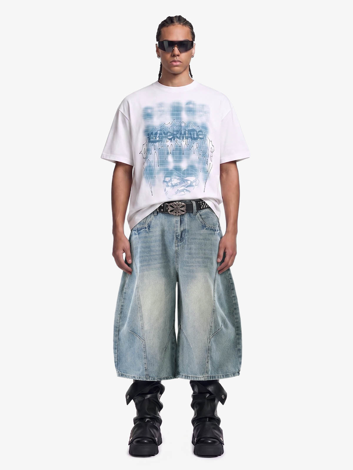 Curved Silhouette 3D Paneled Denim Shorts 