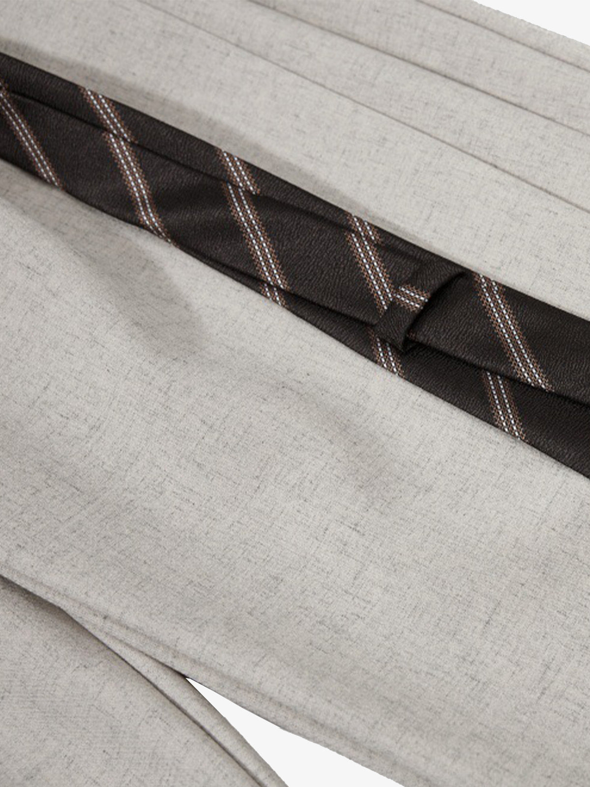 Stylish Wide-Leg Trousers with Unique Tie Accent for Modern Fashionistas 