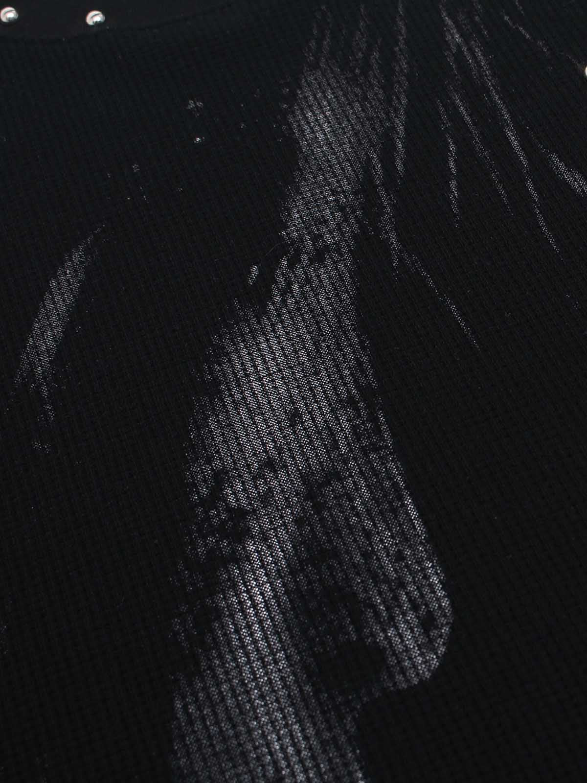 Studded Waffle Figure Print  Long Sleeve Tee