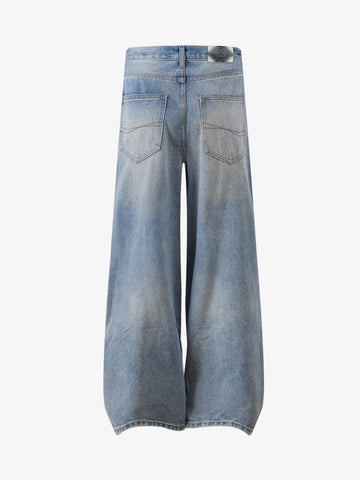 Retro-Jeans mit Rissen und weitem Bein