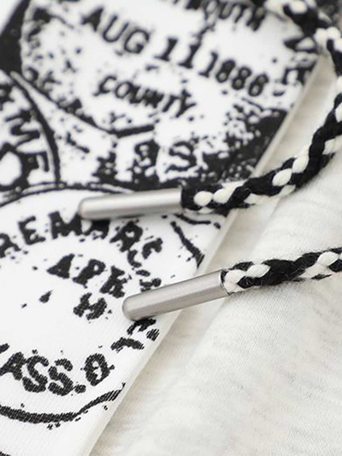 Stamp Print Patch Pocket Knit Shorts 