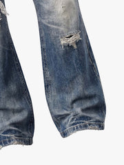 Pantalones vaqueros de bota con bandera y tachuelas