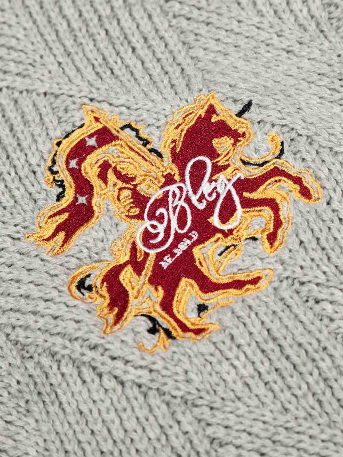 Retro Contrast Collar Embroidery Knit Sweater 