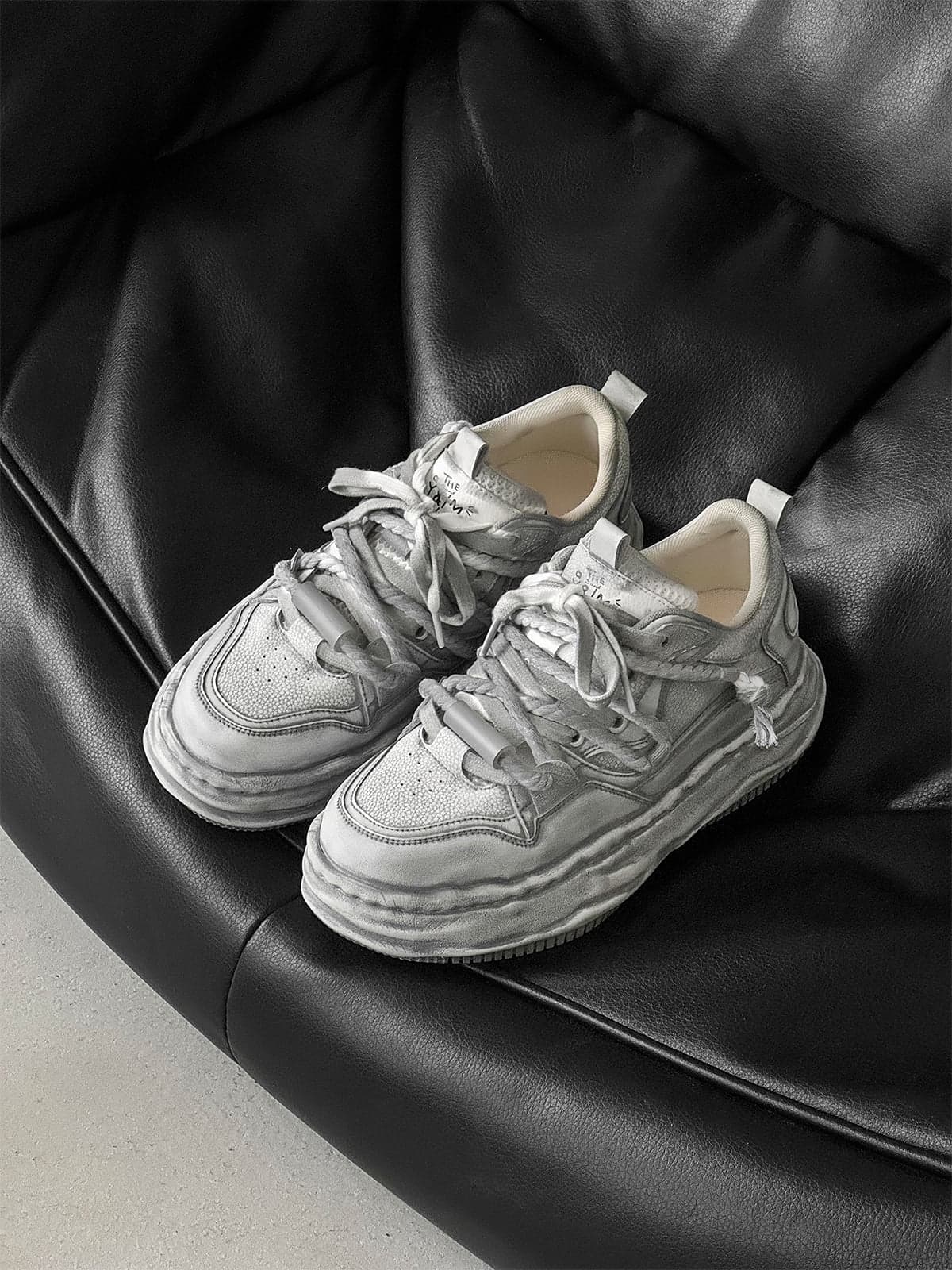 Height-Enhancing Sneakers with Hidden 7.0cm Lift for Everyday Wear 