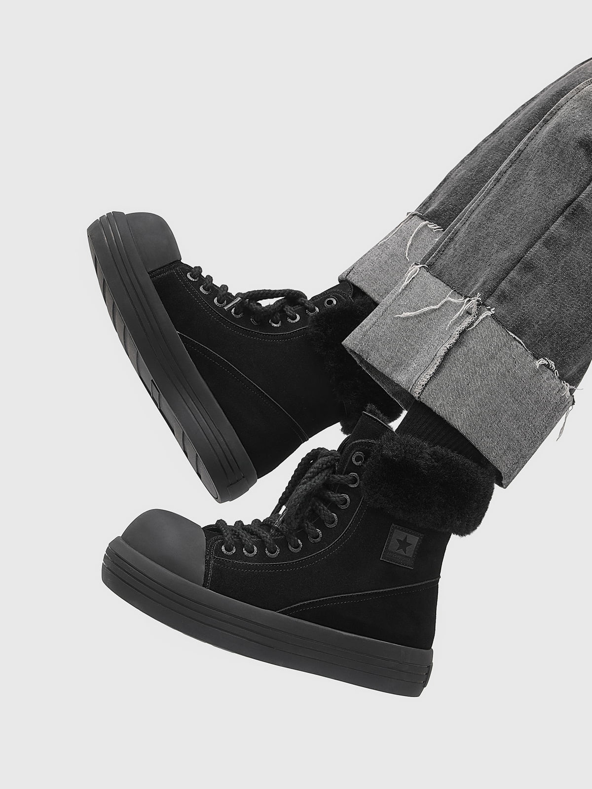 Winter Warmth High-Top Sneaker Boots with Fuzzy Collar 