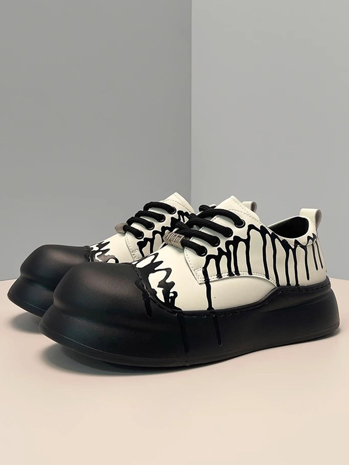 Graffiti Derby Platform Toe Shoes 