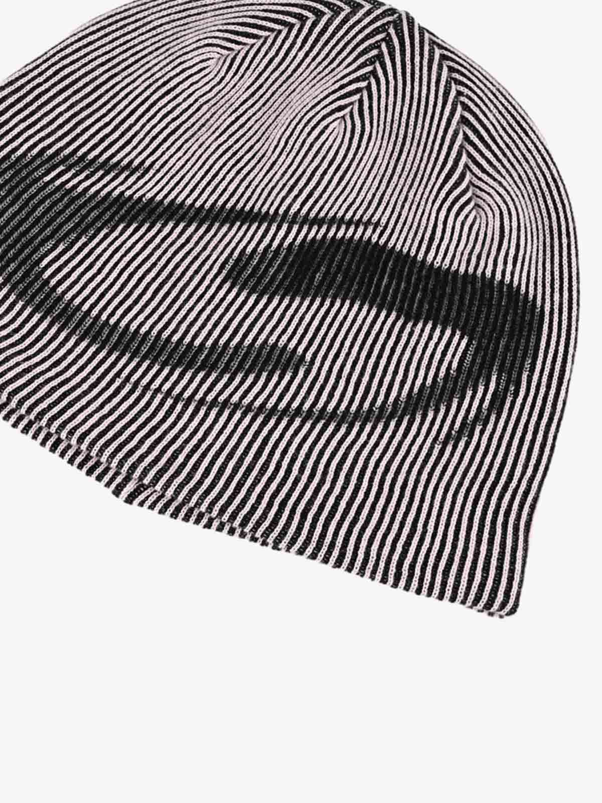 Retro High-Street Striped Graphic Knit Beanie 