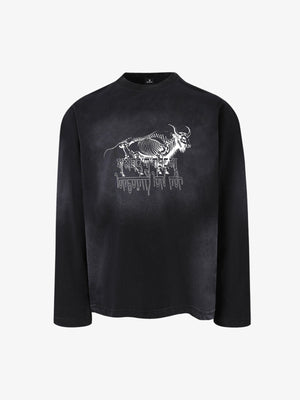 Skeleton Bull Graphic Long Sleeve T-Shirt - Perfect for Casual and Streetwear Styles 
