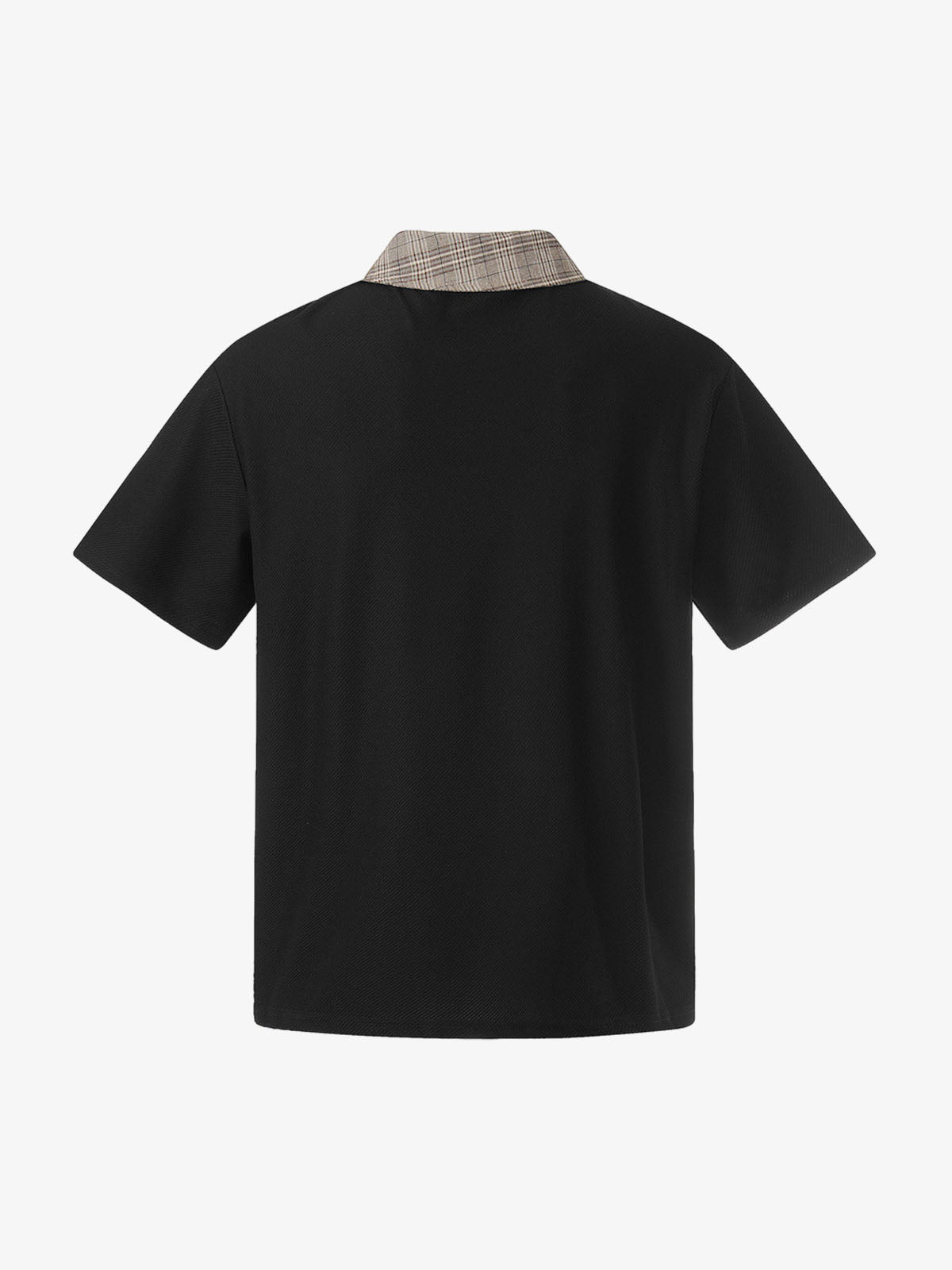 チェック柄襟、非対称ボタンのTシャツ