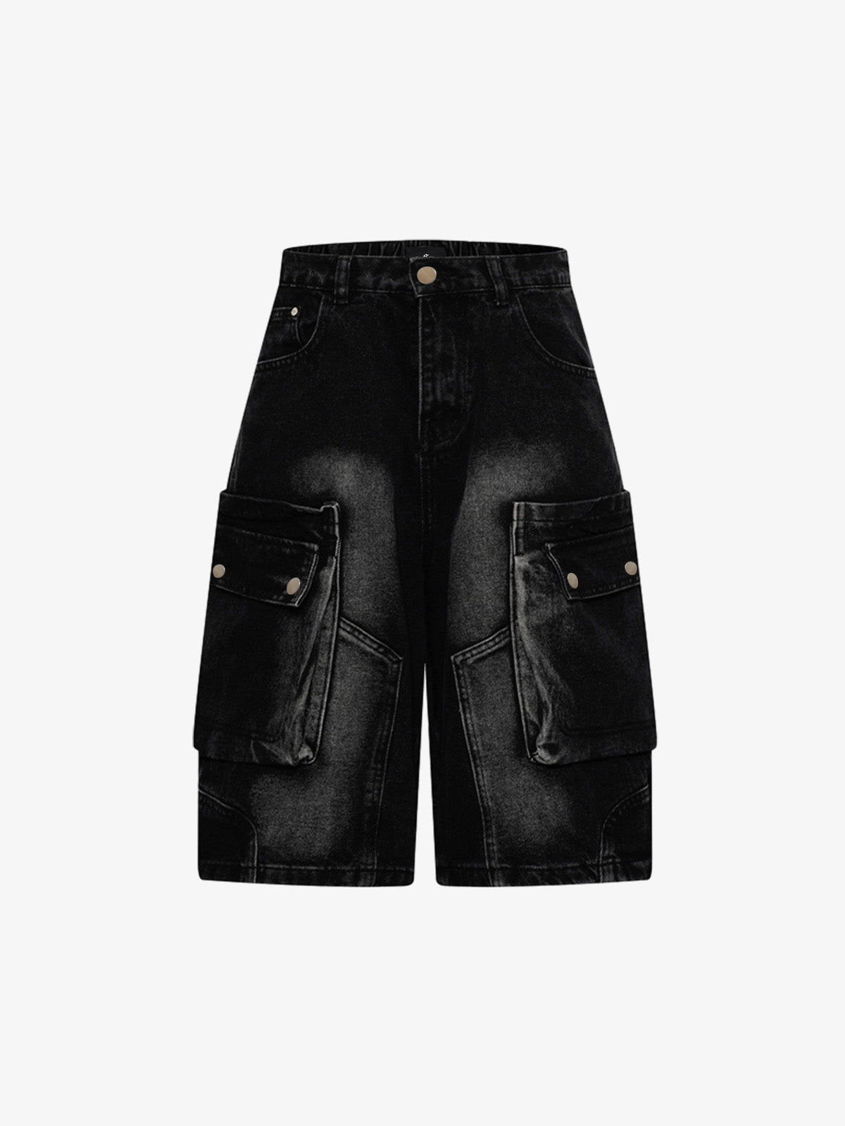 Pantaloncini di jeans cargo con molteplici tasche