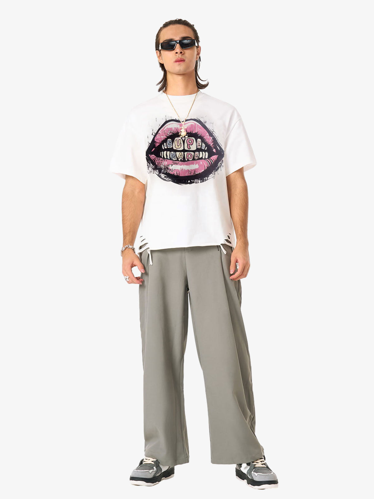 Retro Letter Lip Graphic T-Shirt 