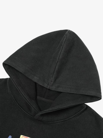 Stylish Hooded Sweatshirt with Unique Patch Design for Everyday Wear 