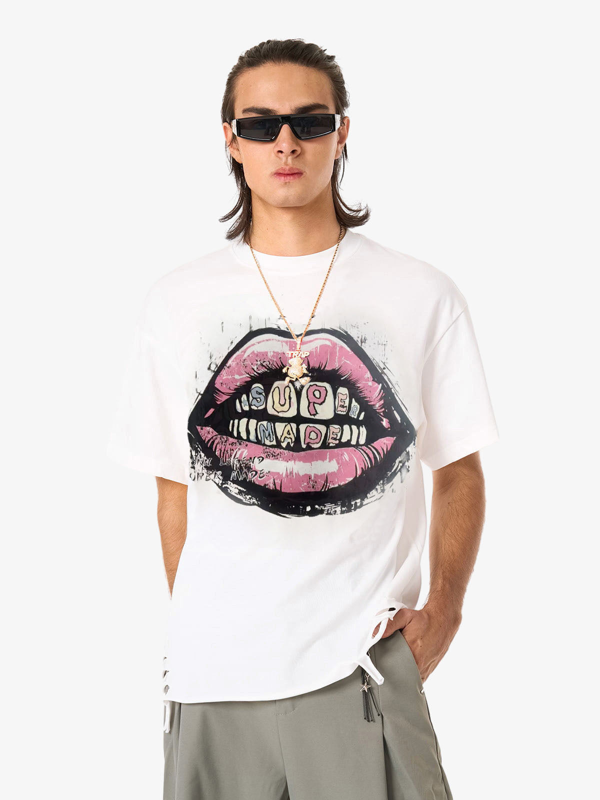 Retro Letter Lip Graphic T-Shirt 