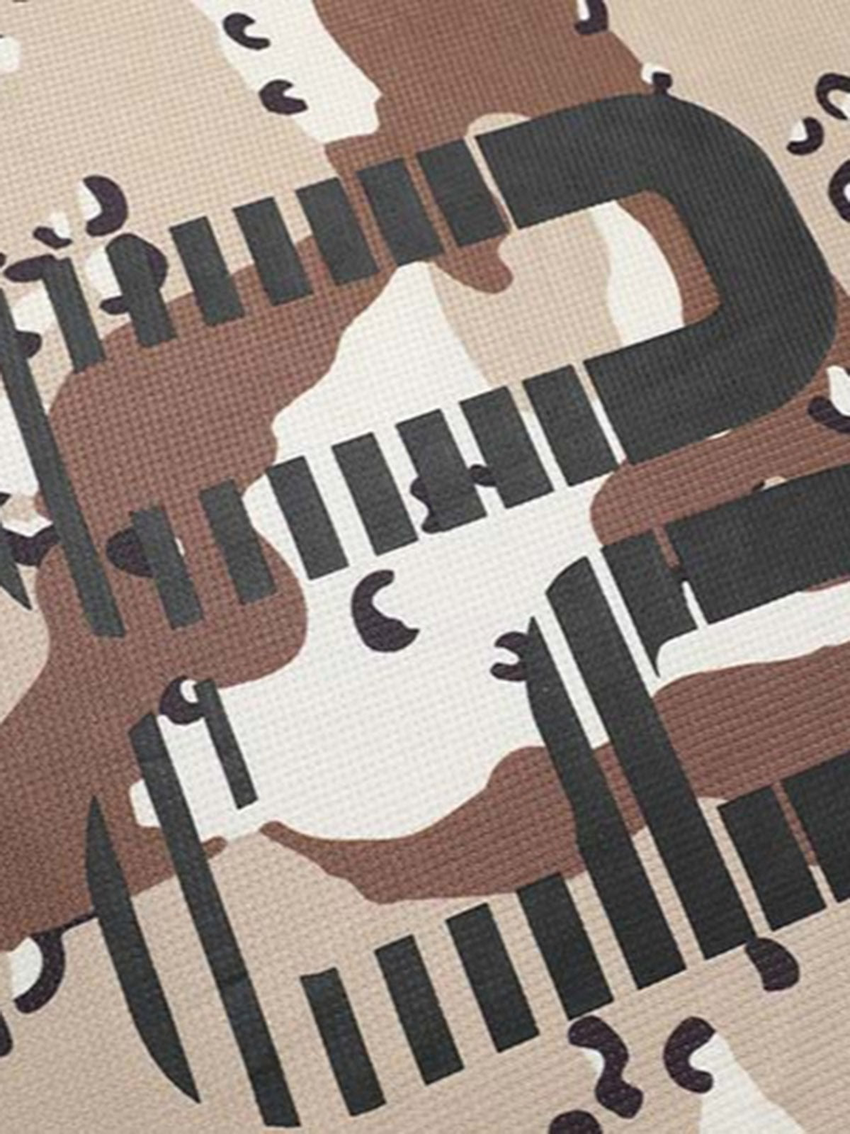Camouflage Alphanumeric Print Long-sleeved T-shirt 