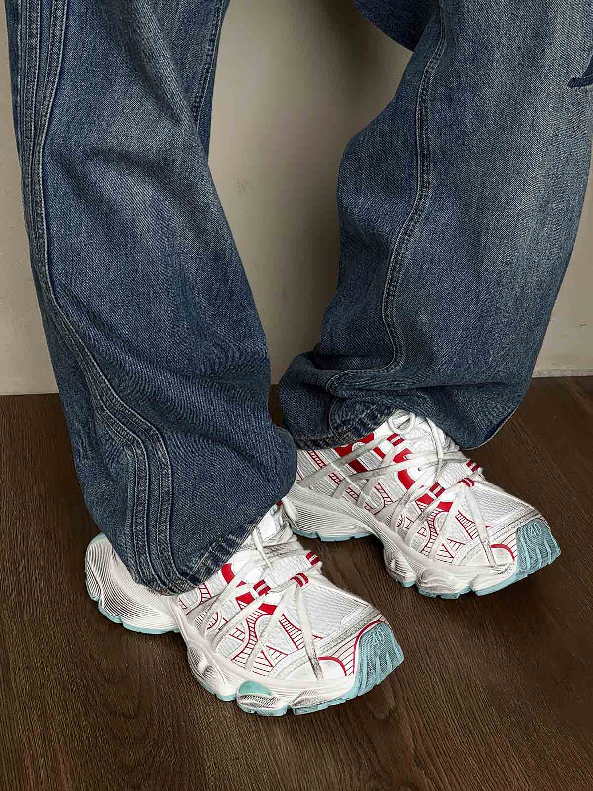 Height-Enhancing Sneakers with 7.0cm Invisible Lift for Everyday Wear 