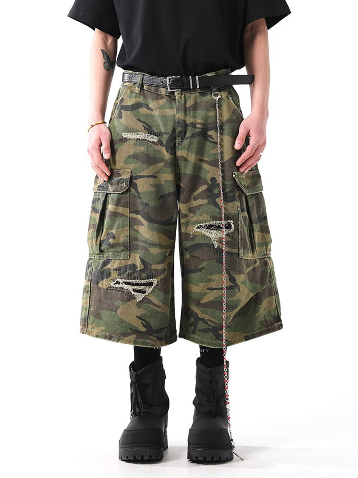 Retro Ripped Camouflage Cropped Jorts