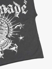 Schwarzes Crop-T-Shirt mit Grafikprint