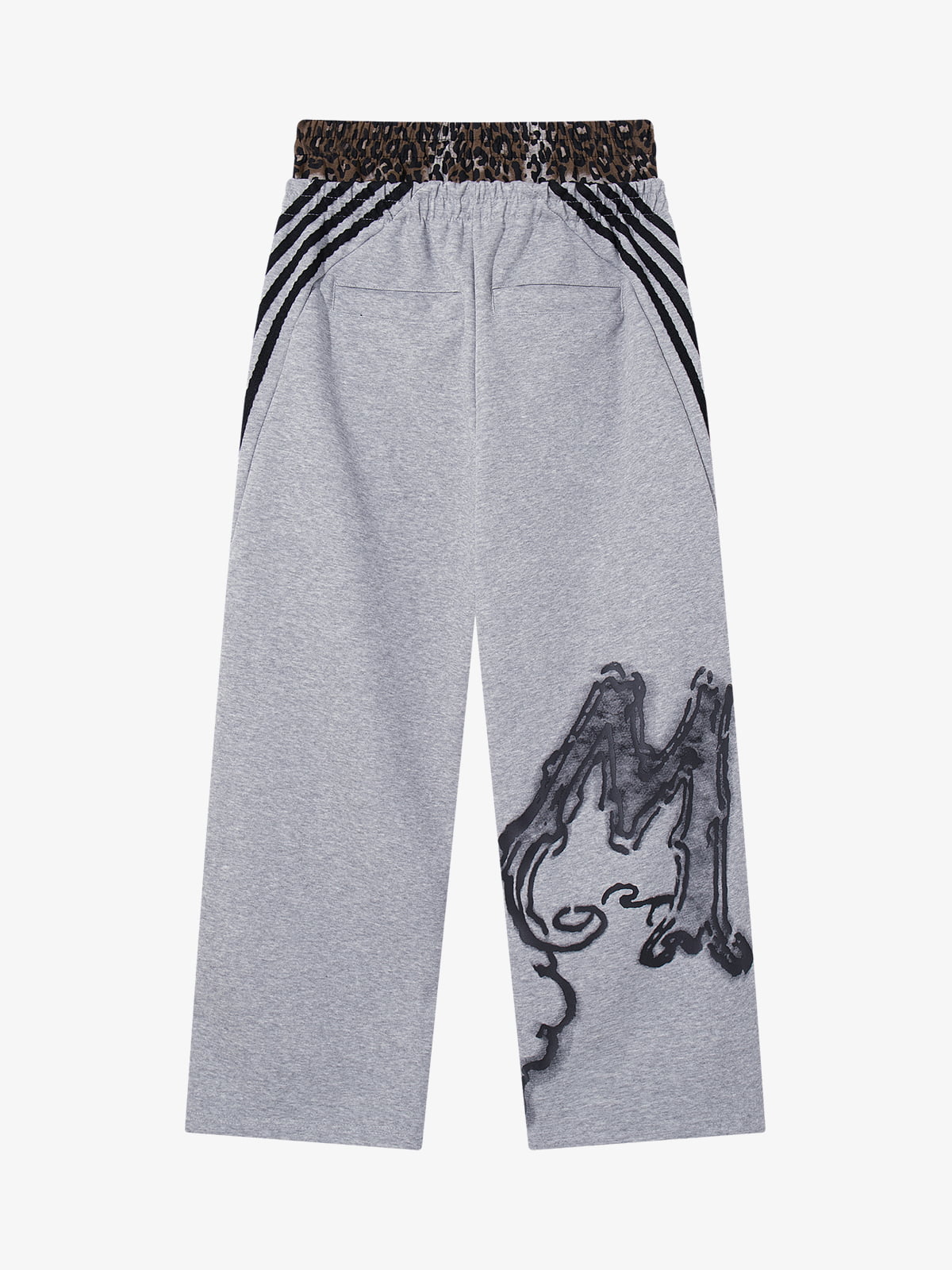 Completo due pezzi con stampa leopardata a righe