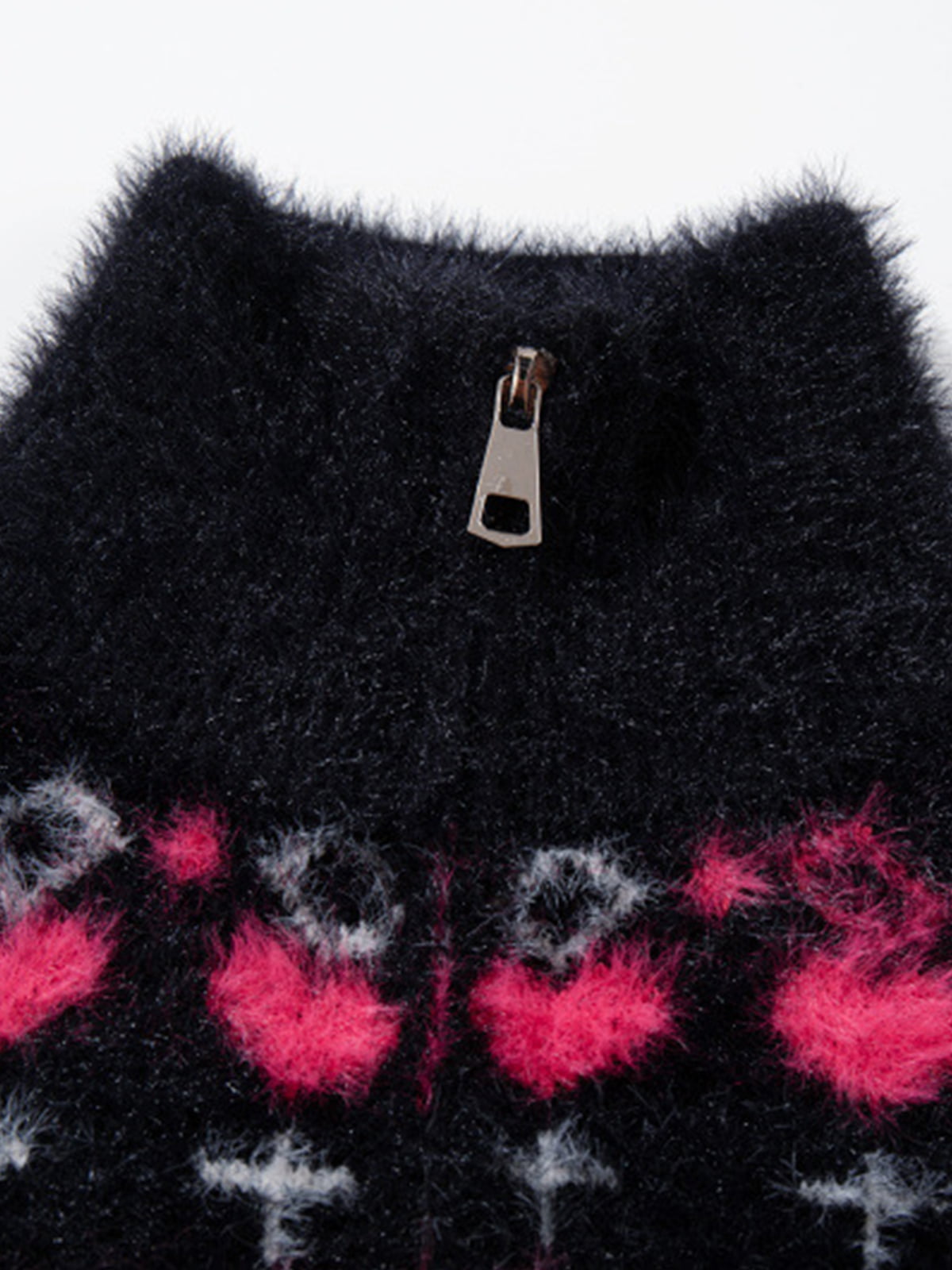 Cozy Pink Patterned Sweater for Women - Perfect for Casual and Festive Occasions 