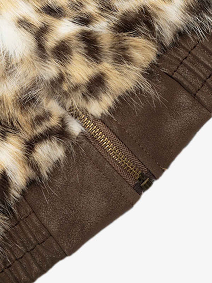 Stylish Sleeveless Vest with Leopard Trim for Men and Women - Perfect for Casual and Trendy Looks 