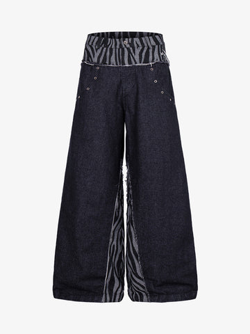 Zebra Graphic Distressed Jeans
