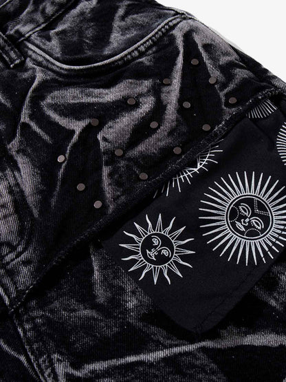 Washed Graphic Patch Baggy Jeans 