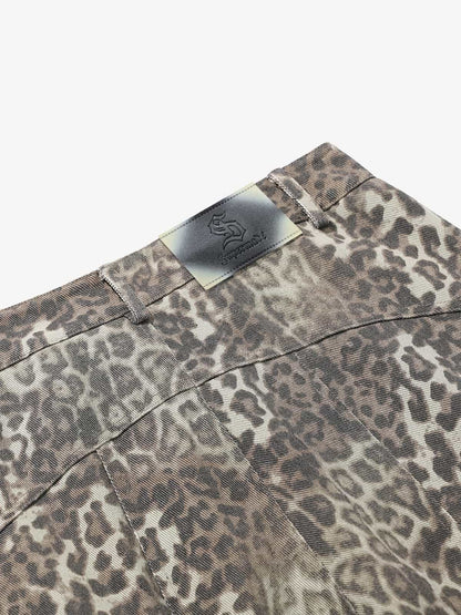 Wide-Leg Striped Trousers for Modern Elegance 