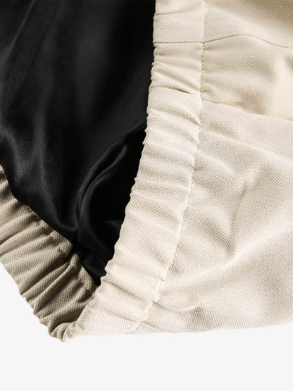 Beige High-Collar Zip-Up Jacket with Functional Pockets - Perfect for Casual and Outdoor Activities 