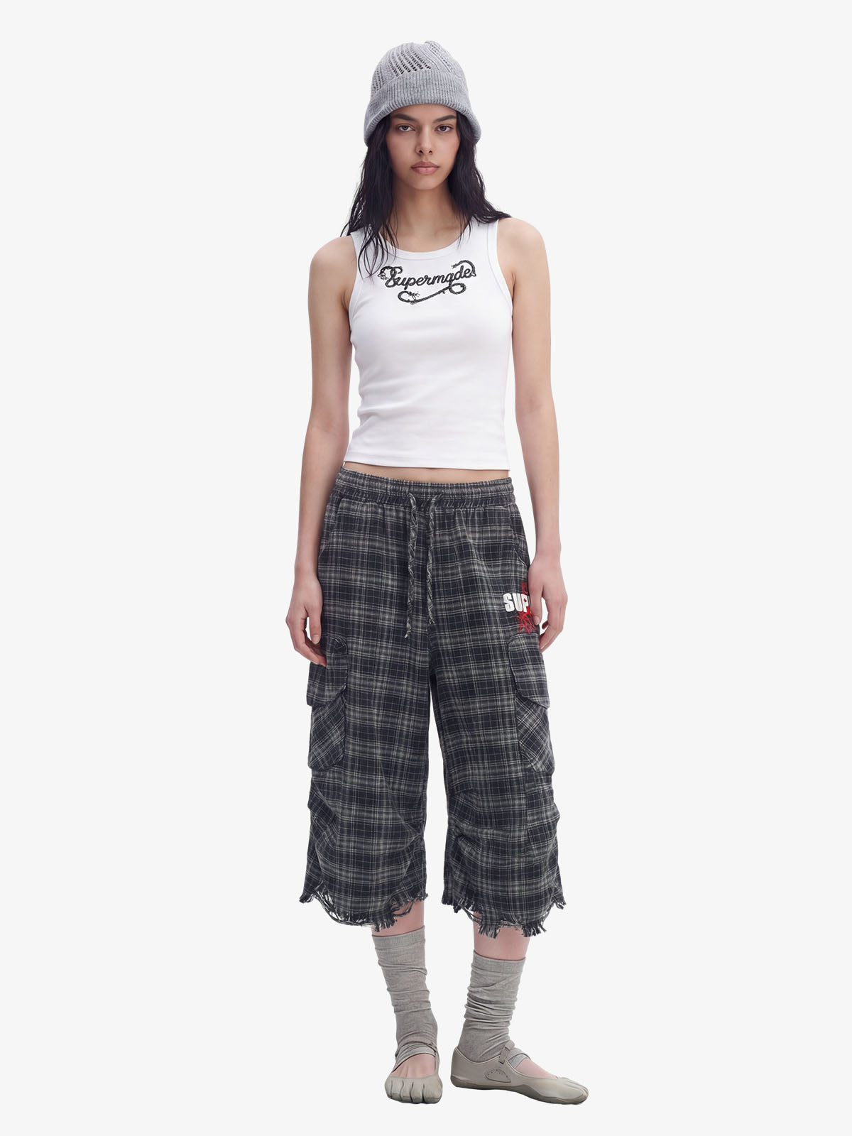 Plaid Linen-Blend Distressed Cargo Cropped Pants 