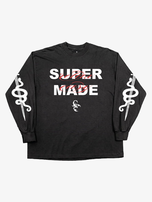 Langarmshirt mit Schwert- und Schlangenmotiv