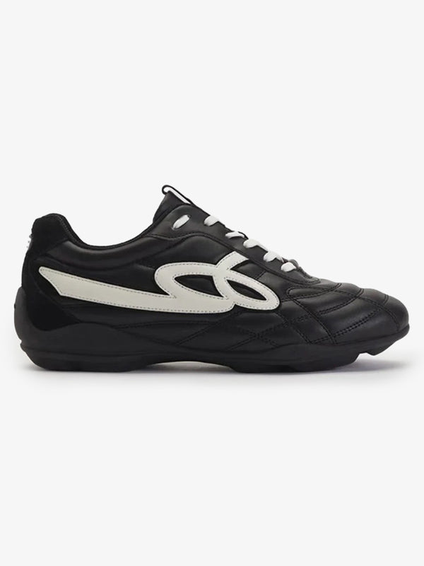 Black low-profile contrast sneakers