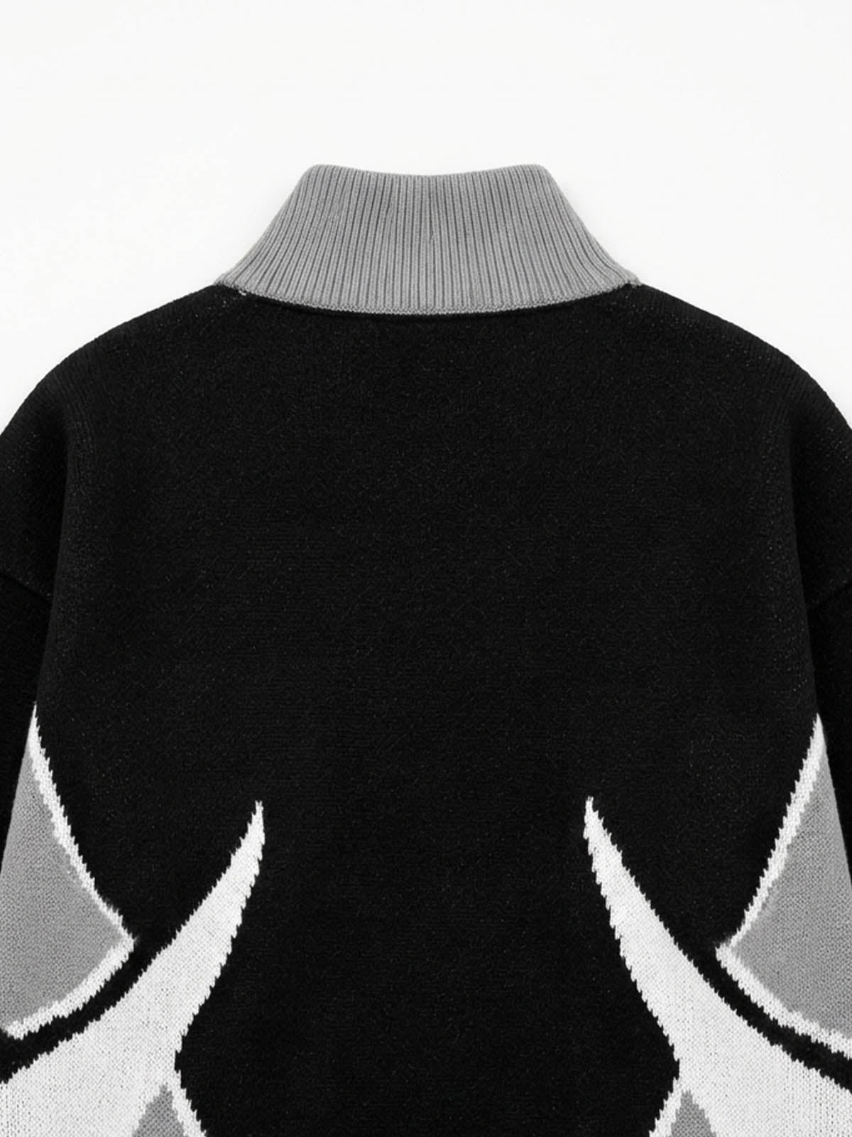 Scorpion Graphic Color Block Stand-Collar Knit Cardigan