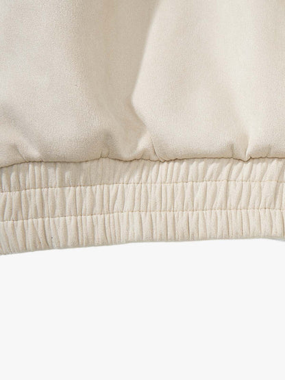 Edgy Spike-Embellished Sunglasses for Bold Fashion Statements 