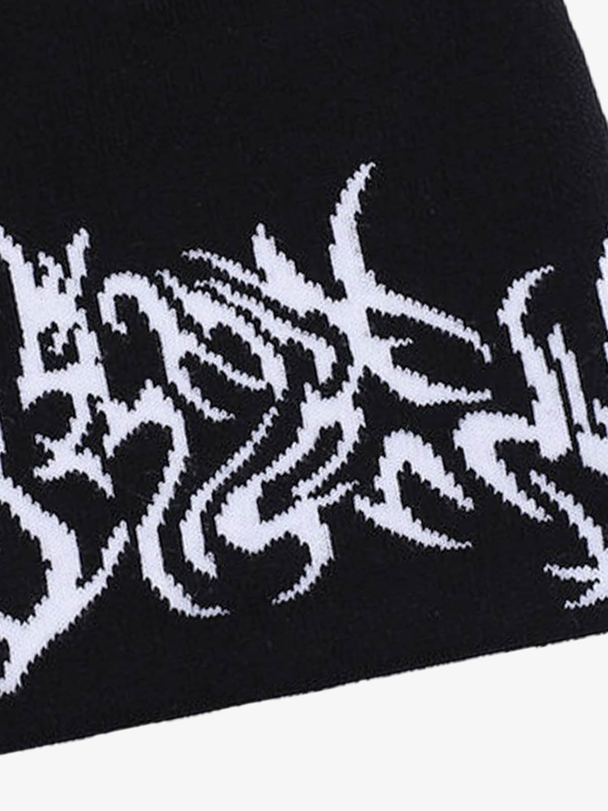 Bonnet en tricot jacquard gothique foncé