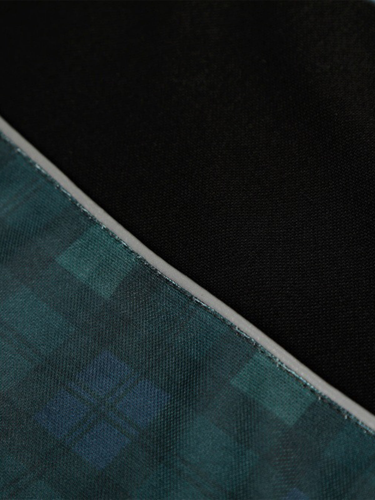 Polyester Long Sleeve Plaid Football Jersey with V-Neck and Team Logo Design 