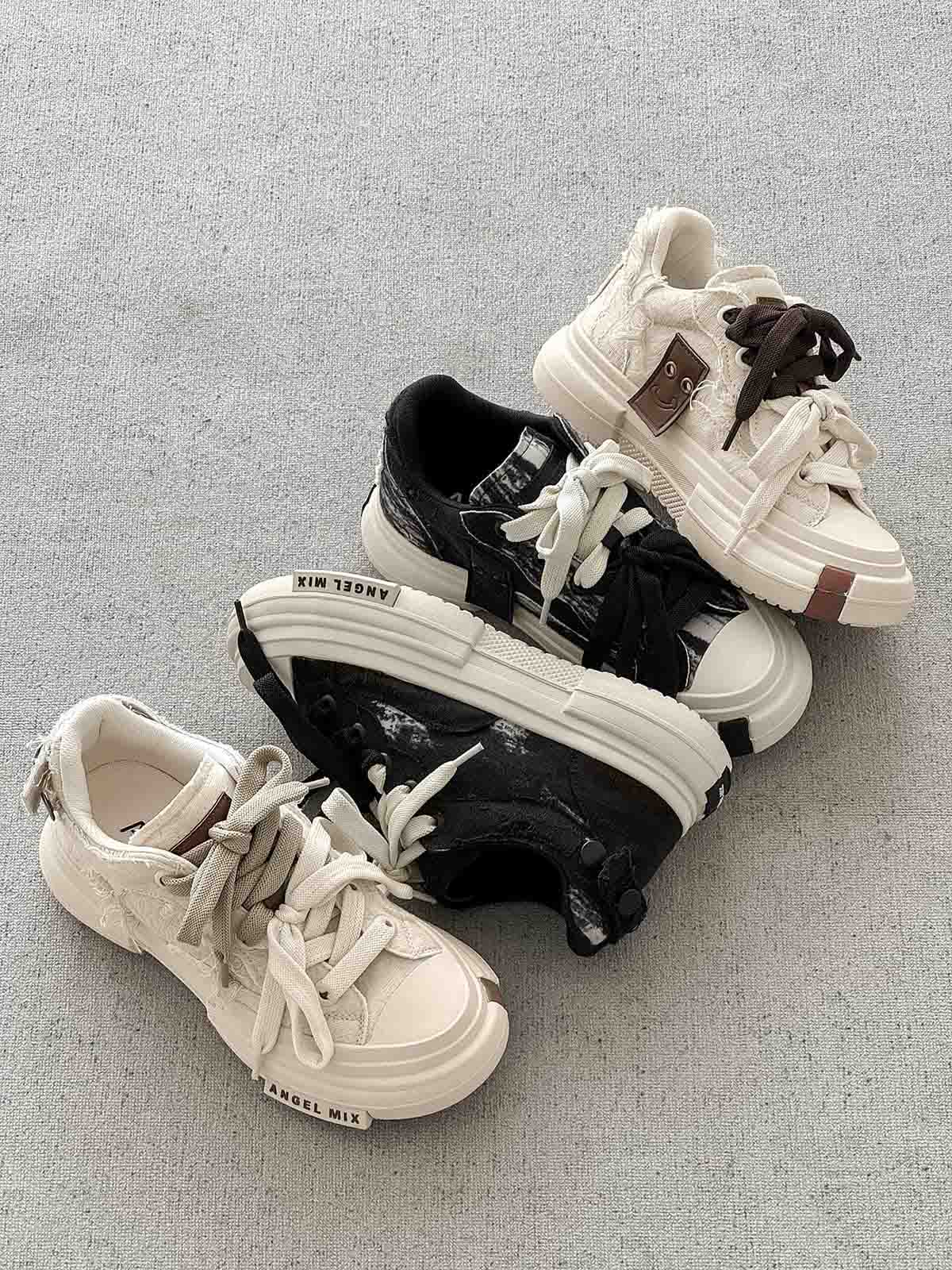 Stylish Chunky Sneakers with Dual Shoelaces for Everyday Wear 